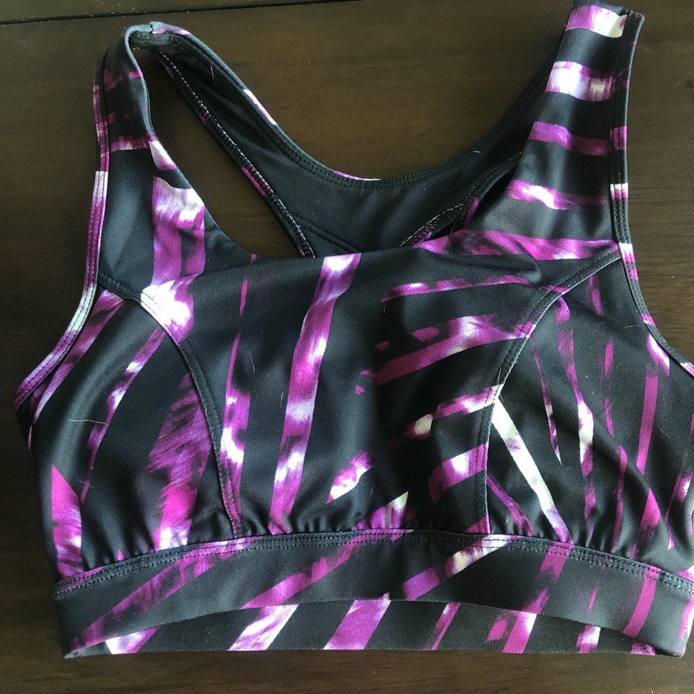 Sports bra